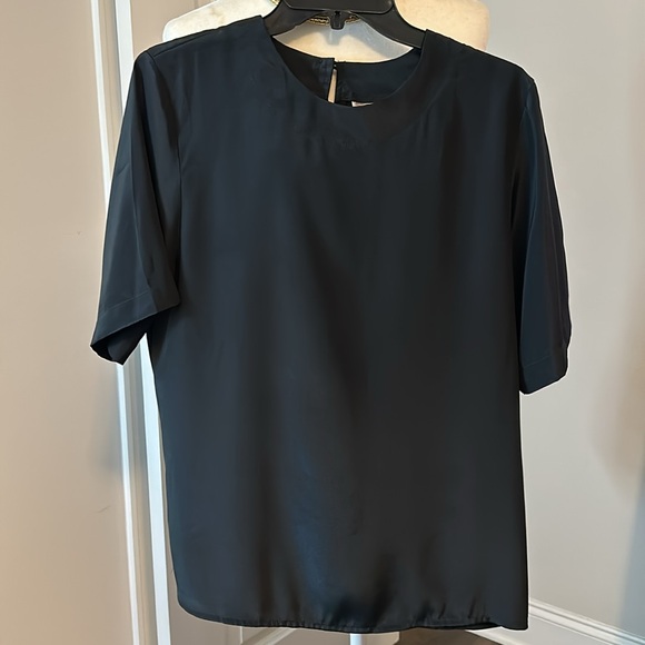 ❤️👑ALYSSA CARR BLOUSE. SIZE 8. CONDITION LIKE NEW. - Picture 5 of 11